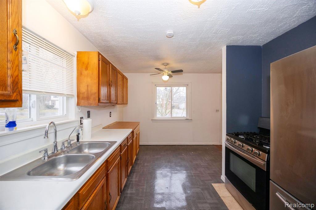 7189 MICHAEL Street, Taylor, MI 48180 — Photo 23