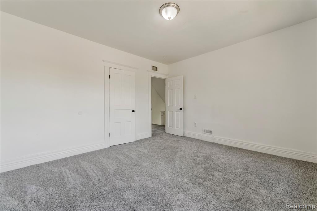 216 Holbrook Street, Detroit, MI 48202 — Photo 36