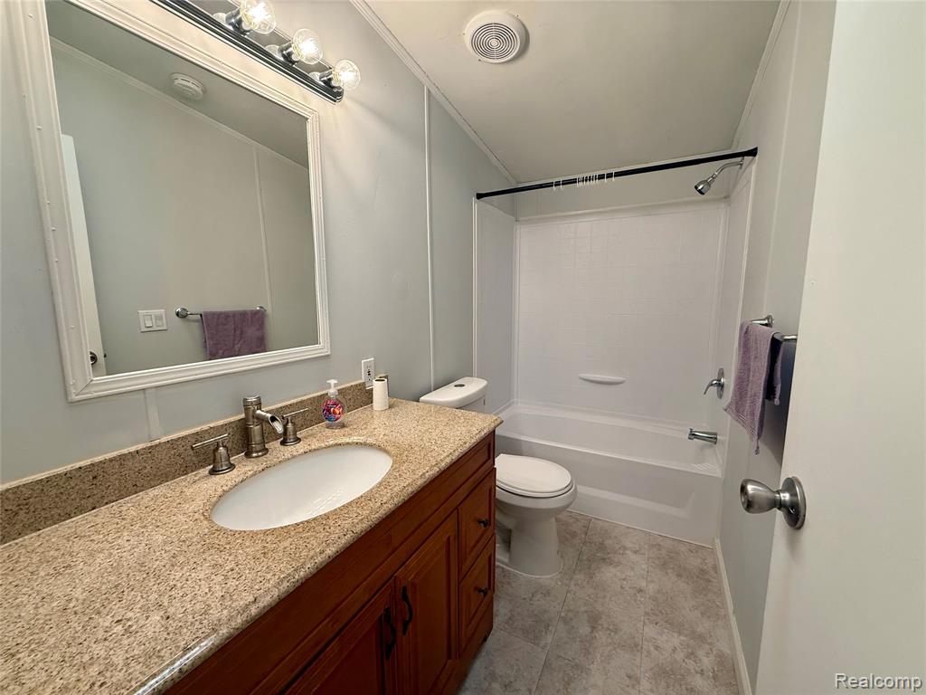 7104 Scarborough Ln., Whitmore Lake, MI 48189 — Photo 13