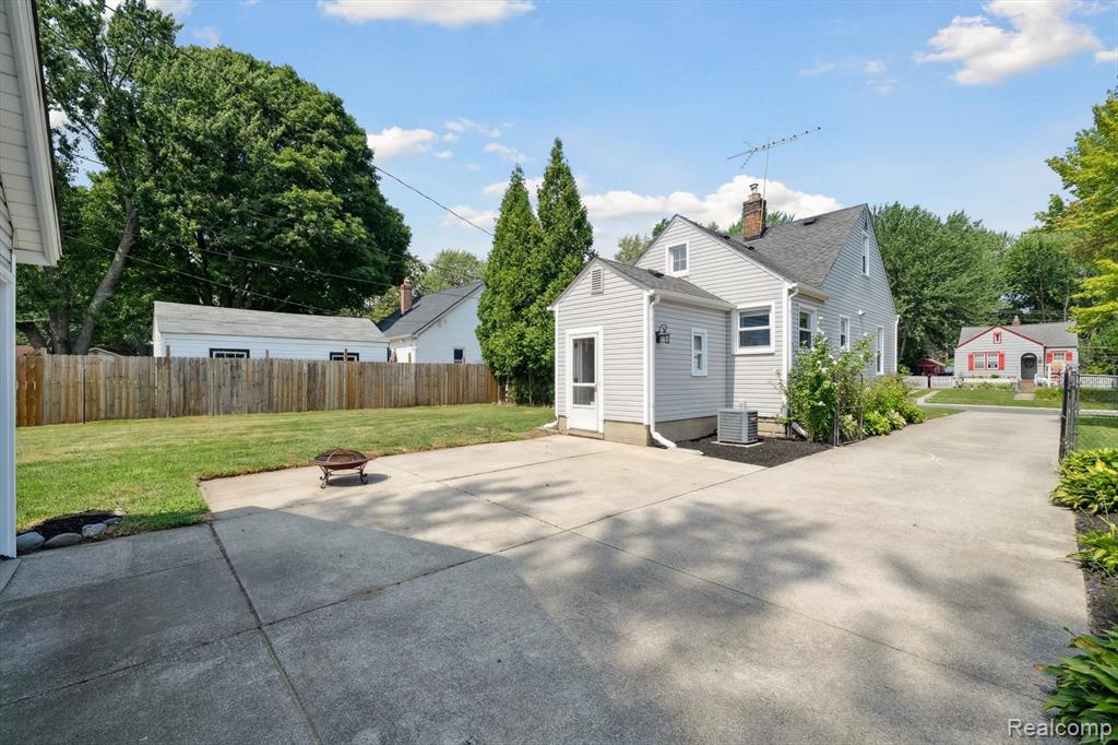 57 High Street, Mount Clemens, MI 48043 — Photo 39