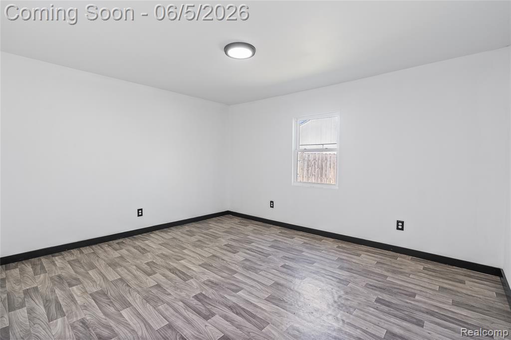 8053 Leadley Avenue, Mount Morris, MI 48458 — Photo 20
