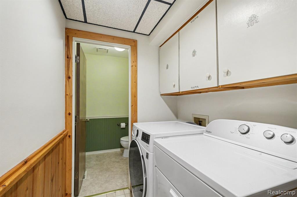 8239 Hill Road, Swartz Creek, MI 48473 — Photo 21