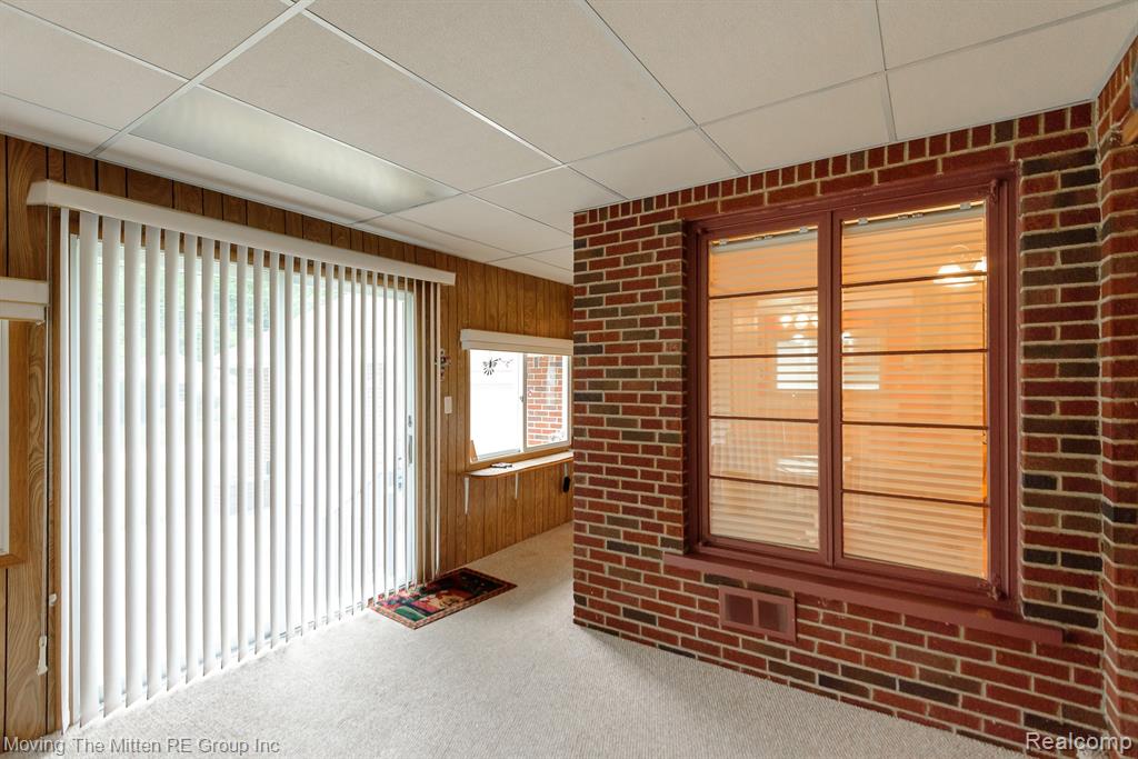 9205 Rocker Avenue, Plymouth, MI 48170 — Photo 14