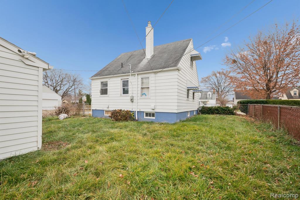 8157 Stephens, Center Line, MI 48015 — Photo 16
