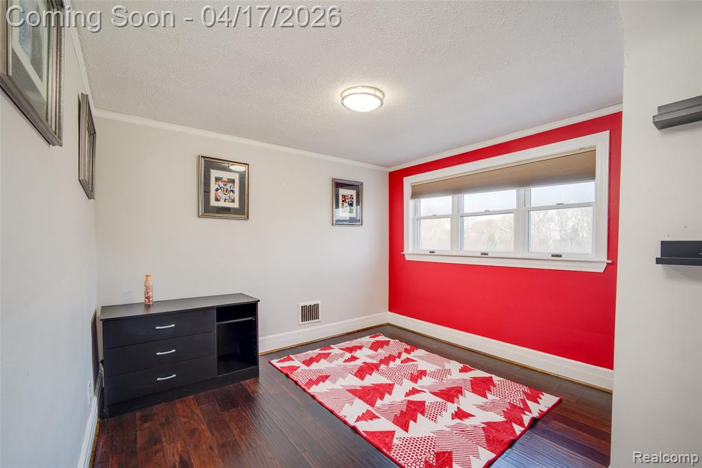 82 Granada Drive, White Lake, MI — Photo 25