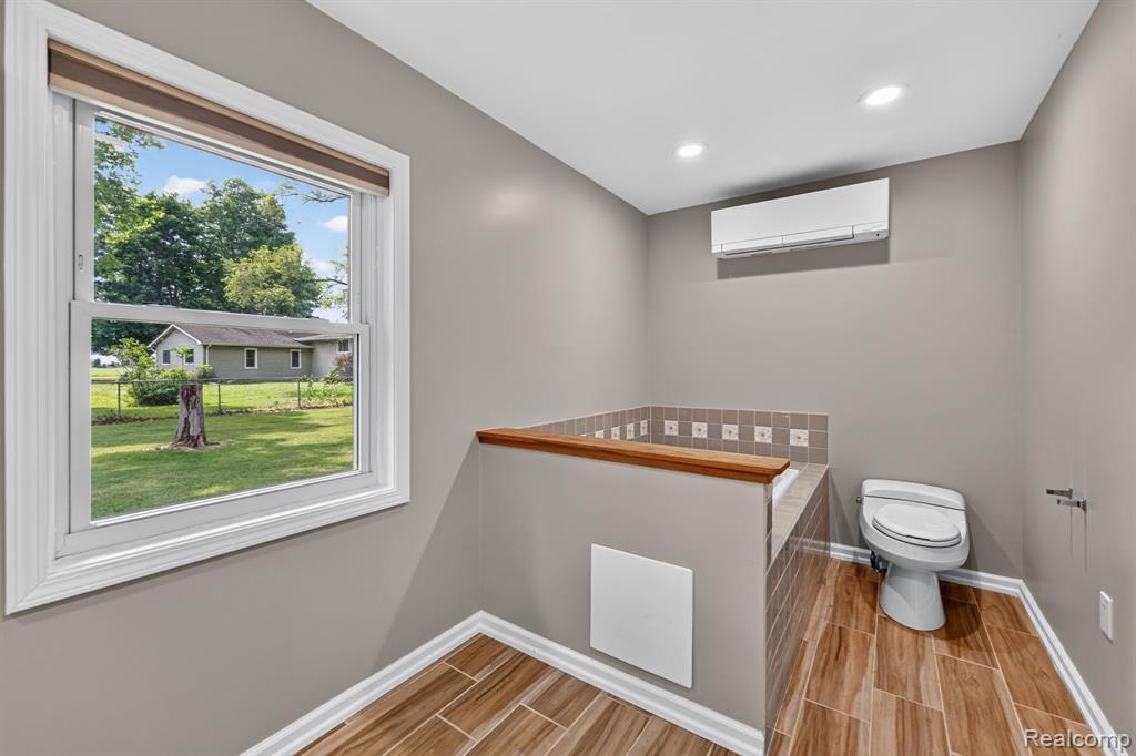 4877 Orchard Lane, Owosso, MI 48867 — Photo 35