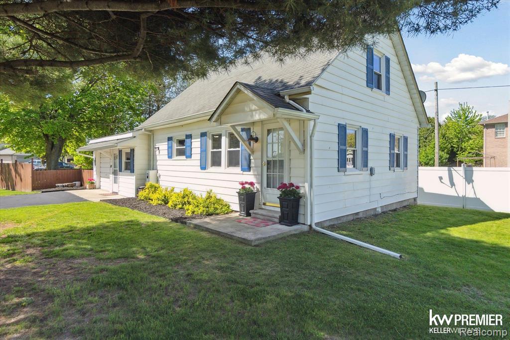 40955 Utica Road, Sterling Heights, MI 48313 — Photo 3