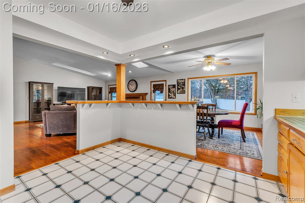 9035 Farmington Road, Livonia, MI 48150 — Photo 20