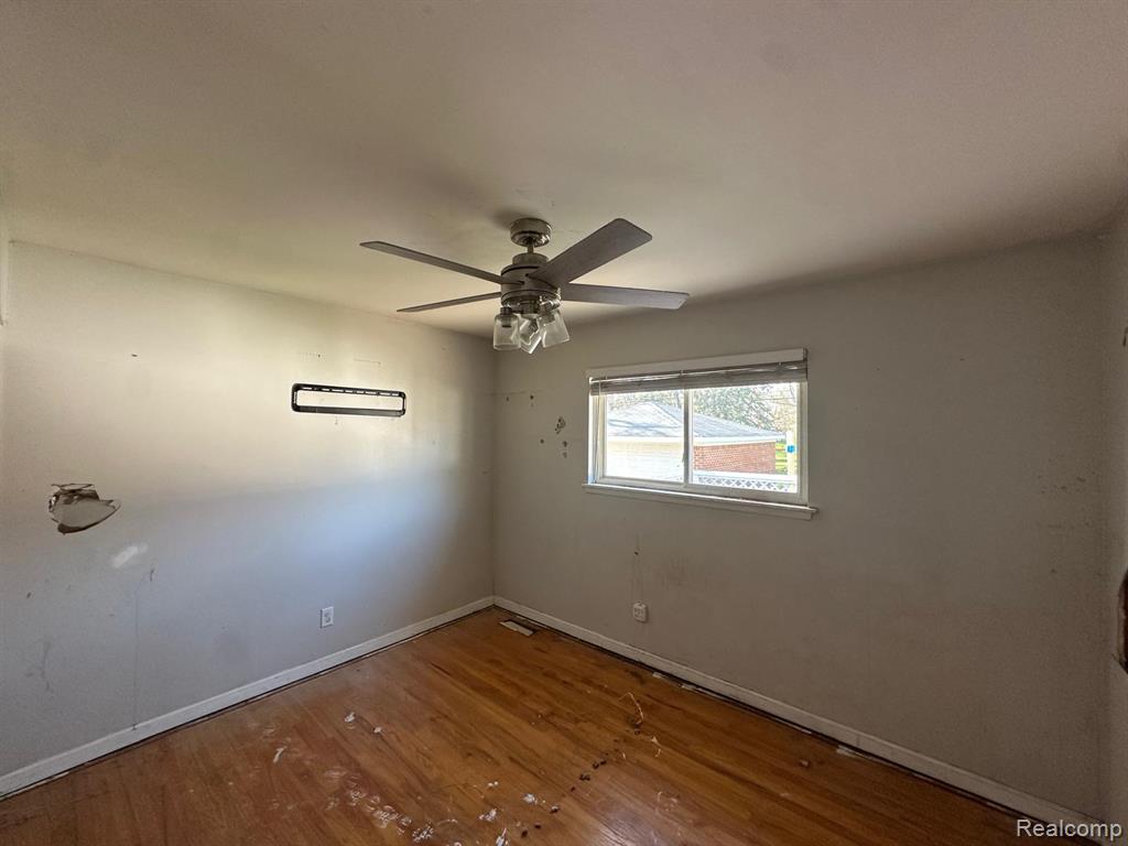 30026 Bock Street, Garden City, MI — Photo 4