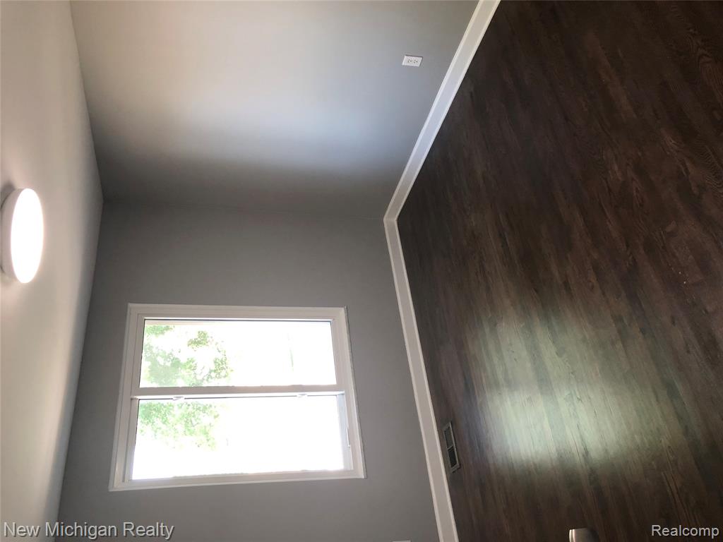 8201 Kennedy Circle, 4, Warren, MI 48093 — Photo 13