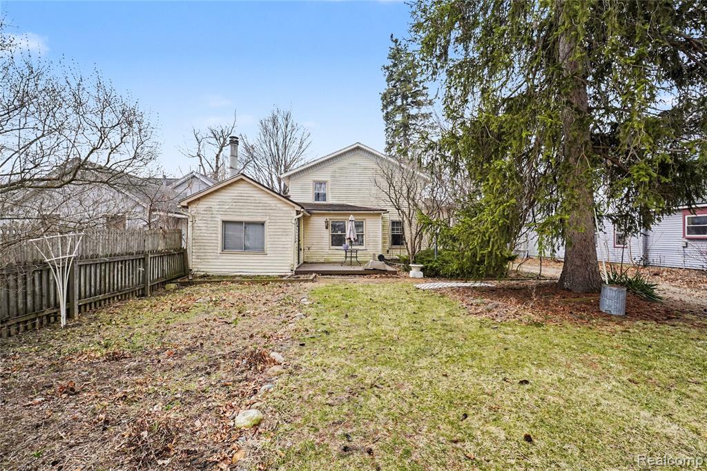 609 Main Street, Fenton, MI 48430 — Photo 19