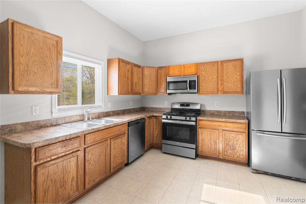 72 Gratiot Avenue, Mount Clemens, MI 48043 — Photo 9