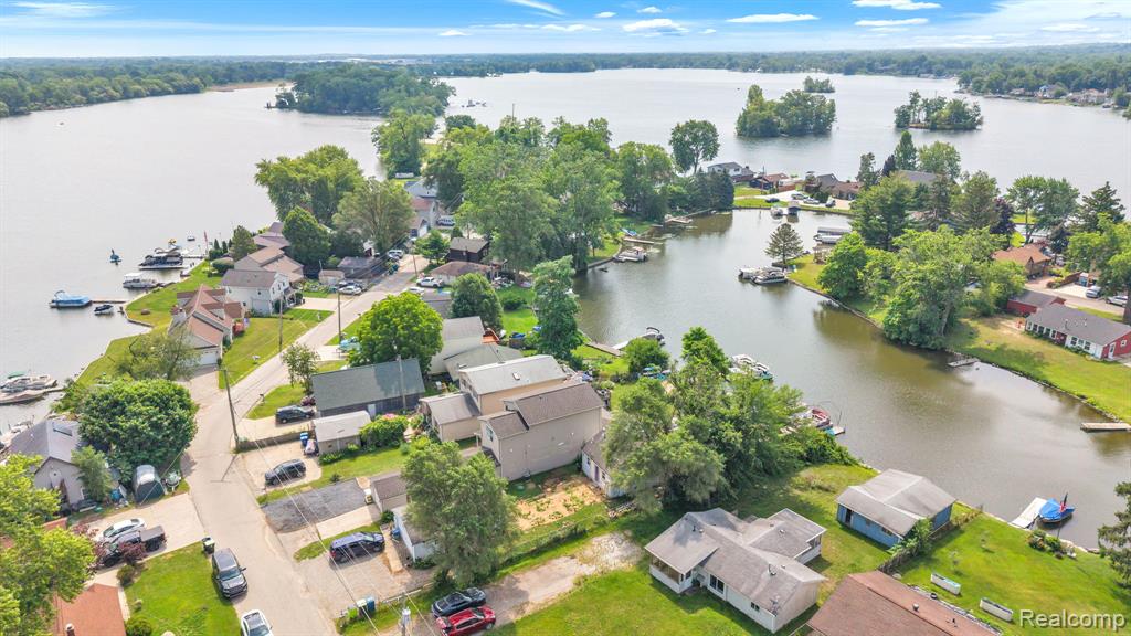 8963 Tackles Drive, White Lake, MI — Photo 52