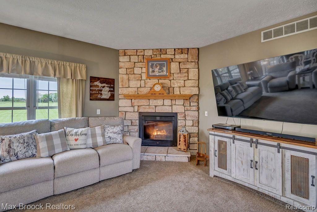 8661 TURNER Road, Imlay City, MI 48444 — Photo 14