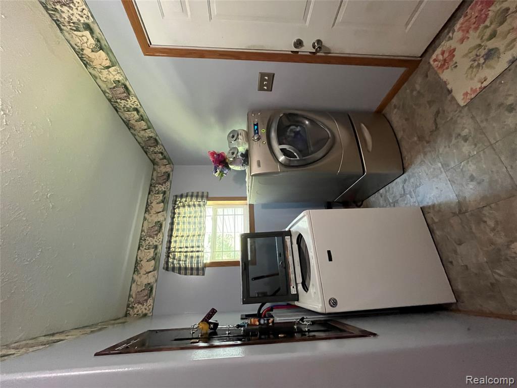28524 Elwell Road, Belleville, MI 48111 — Photo 75
