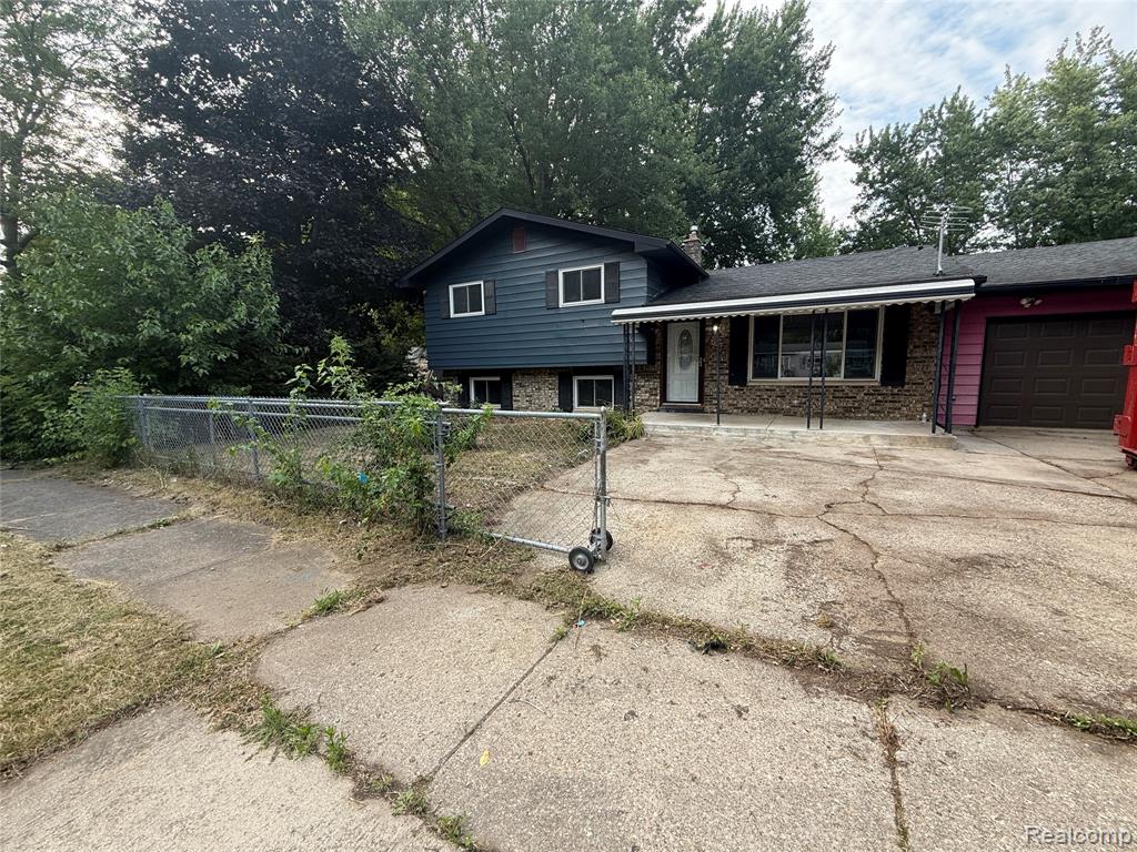 3308 Spring Valley Drive, Flint, MI 48504 — Photo 25
