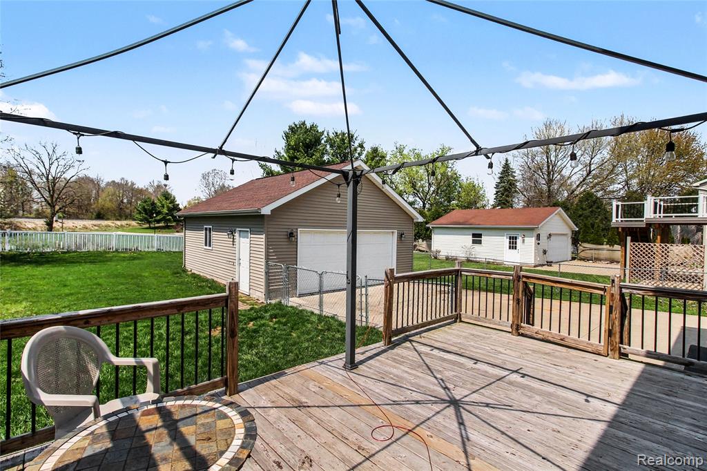 920 Meadowlark Lane, Howell, MI 48843 — Photo 17