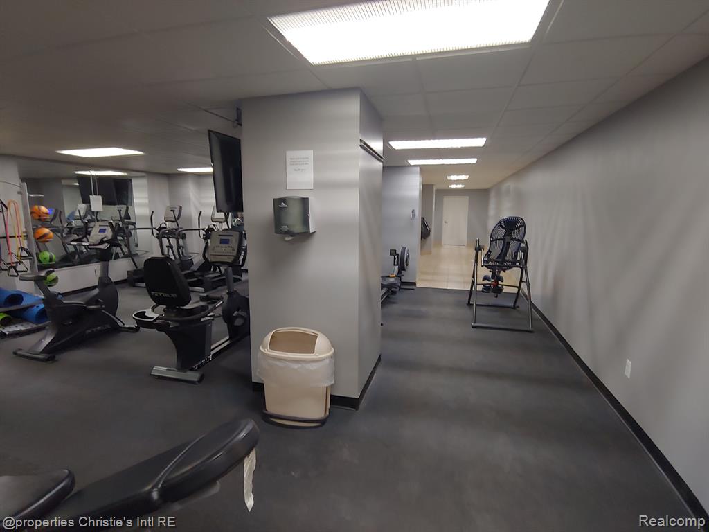 15 E KIRBY Street, 725, Detroit, MI 48202 — Photo 13