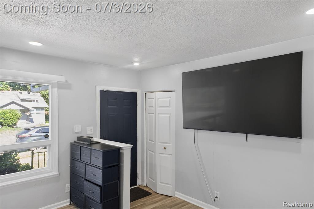 21326 Ithaca Avenue, Ferndale, MI 48220 — Photo 4