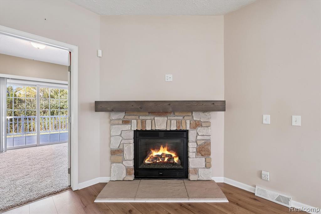 7075 Kings Way, Flushing, MI 48433 — Photo 10