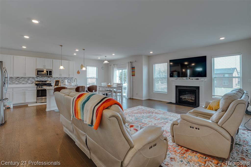 8580 Pioneer Street, Washington, MI — Photo 24