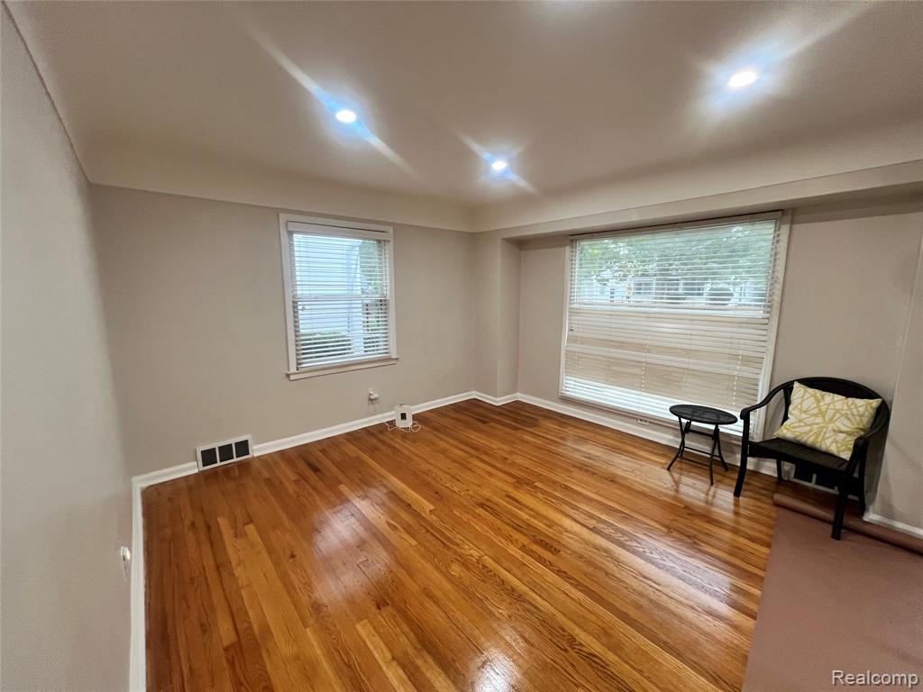 19445 Montrose Street, Detroit, MI 48235 — Photo 3