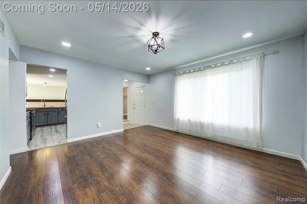 43715 Simsbury Street, Canton, MI 48187 — Photo 9