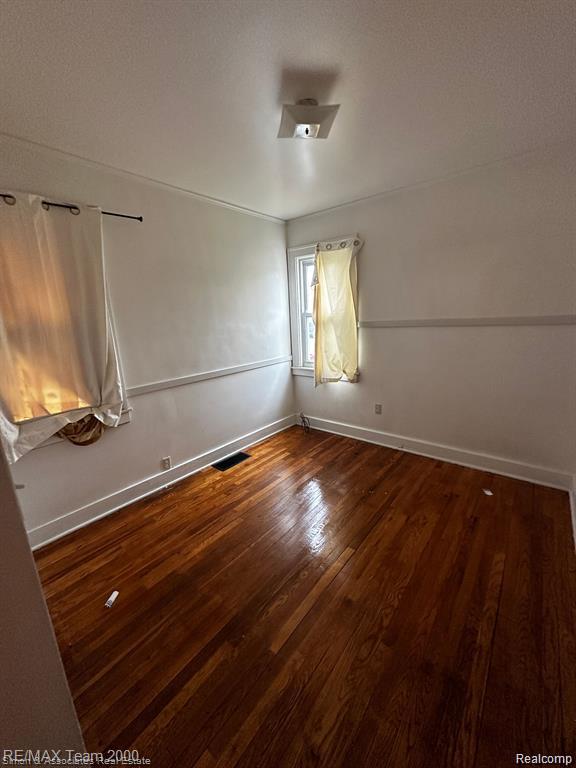6524 Pinehurst Street, Dearborn, MI 48126 — Photo 11
