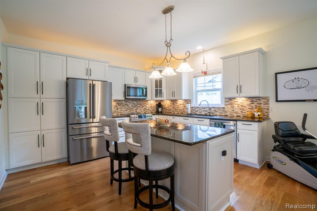 5653 Trail Side Lane, 9, Whitmore Lake, MI 48189 — Photo 11
