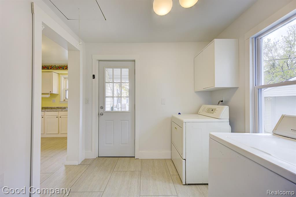 720 E Granet Avenue, Hazel Park, MI 48030 — Photo 23