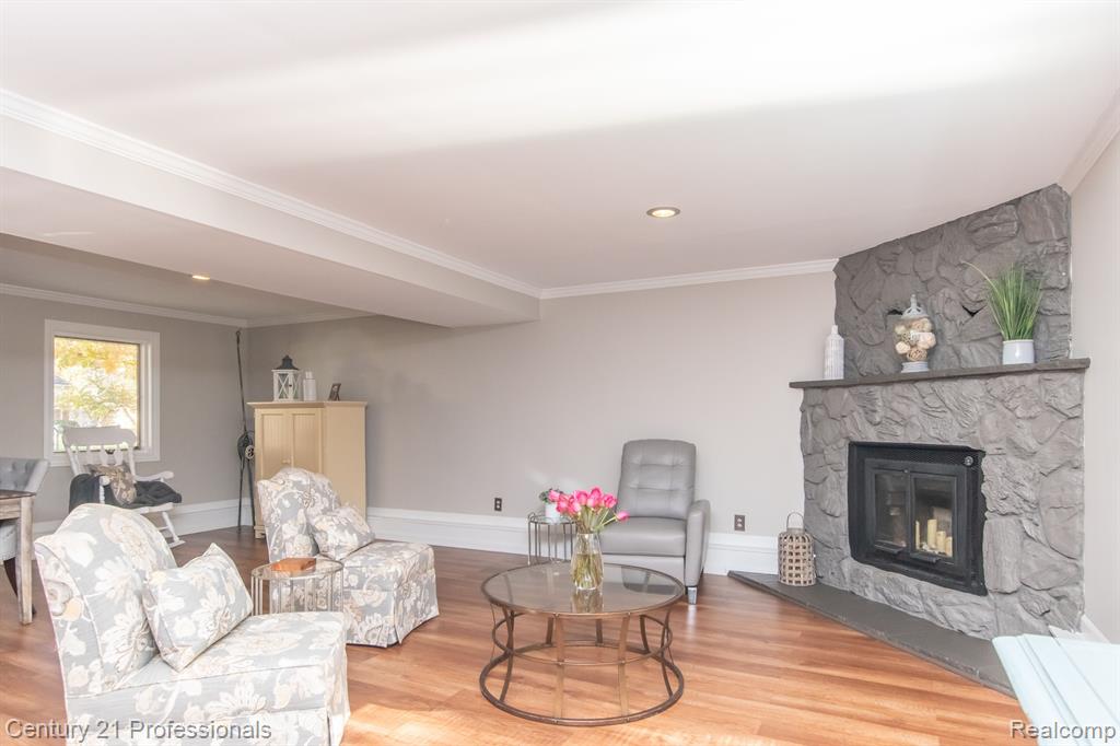 9117 Sussex Street, White Lake, MI — Photo 9