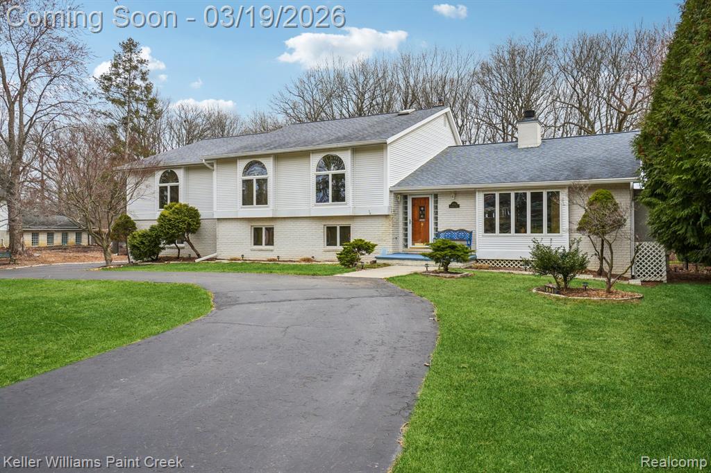 6530 Fredmoor Drive, Troy, MI 48098 — Photo 2