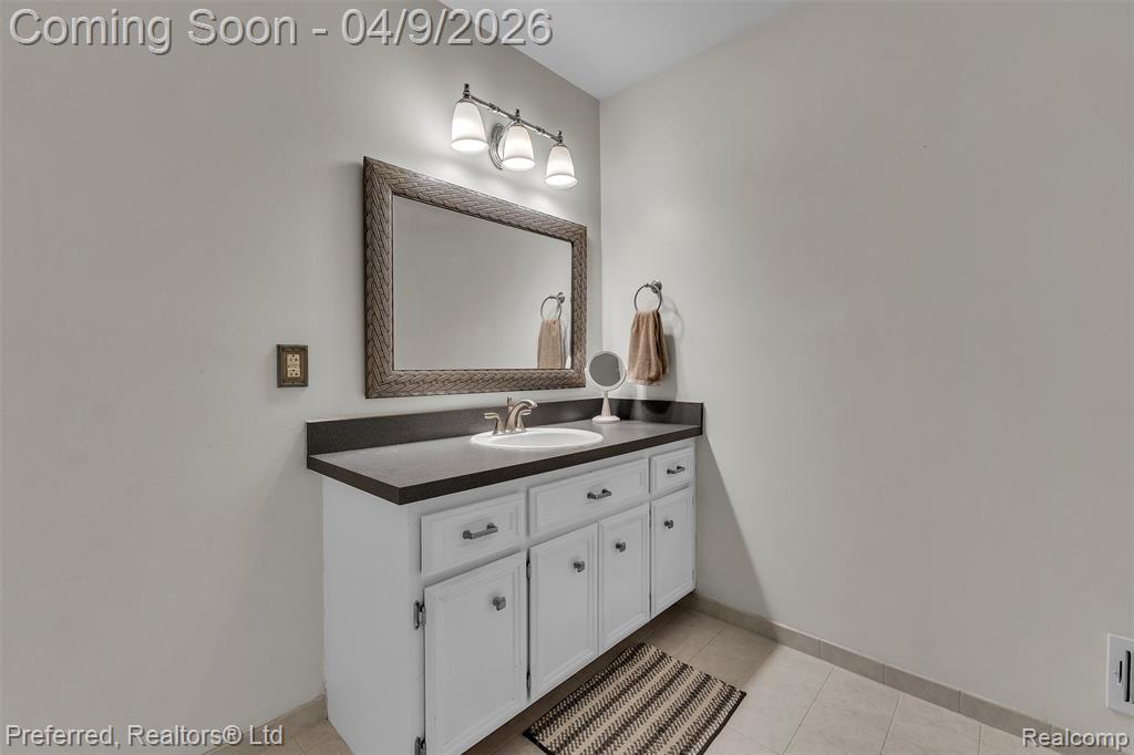 11673 Diamond Lane, Washington, MI — Photo 41