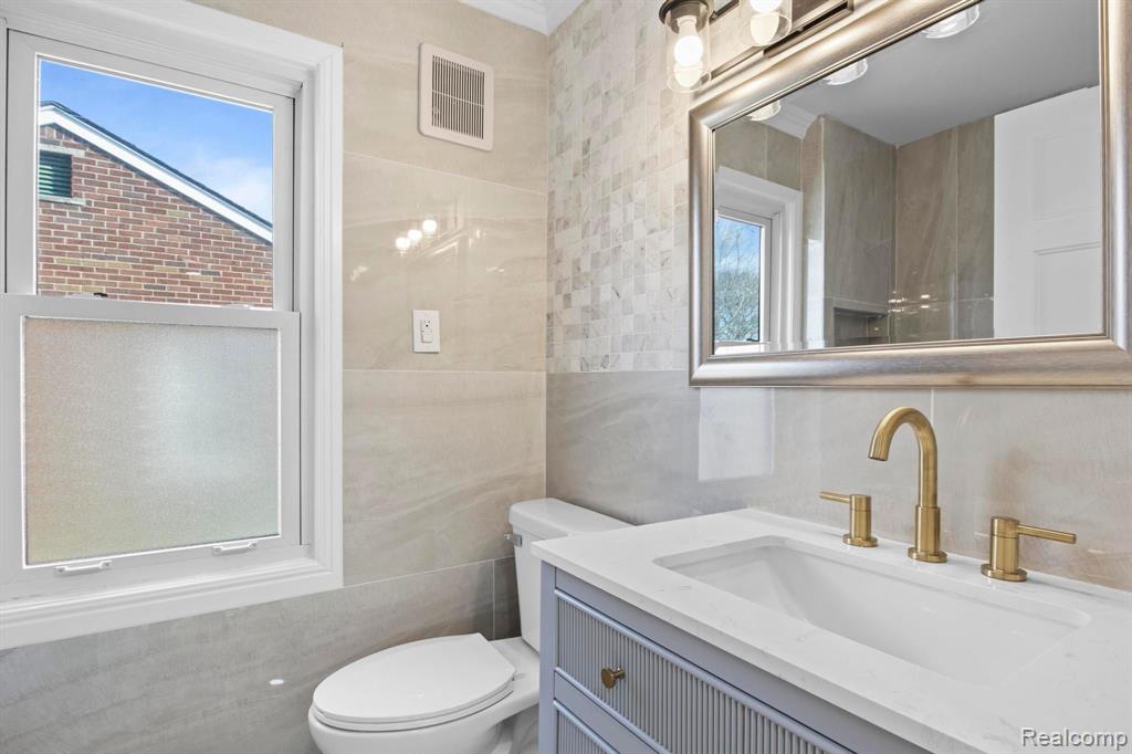 7832 CHASE RD, Dearborn, MI 48126 — Photo 27
