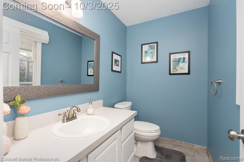 6844 Woodmere Drive, Canton, MI 48187 — Photo 12