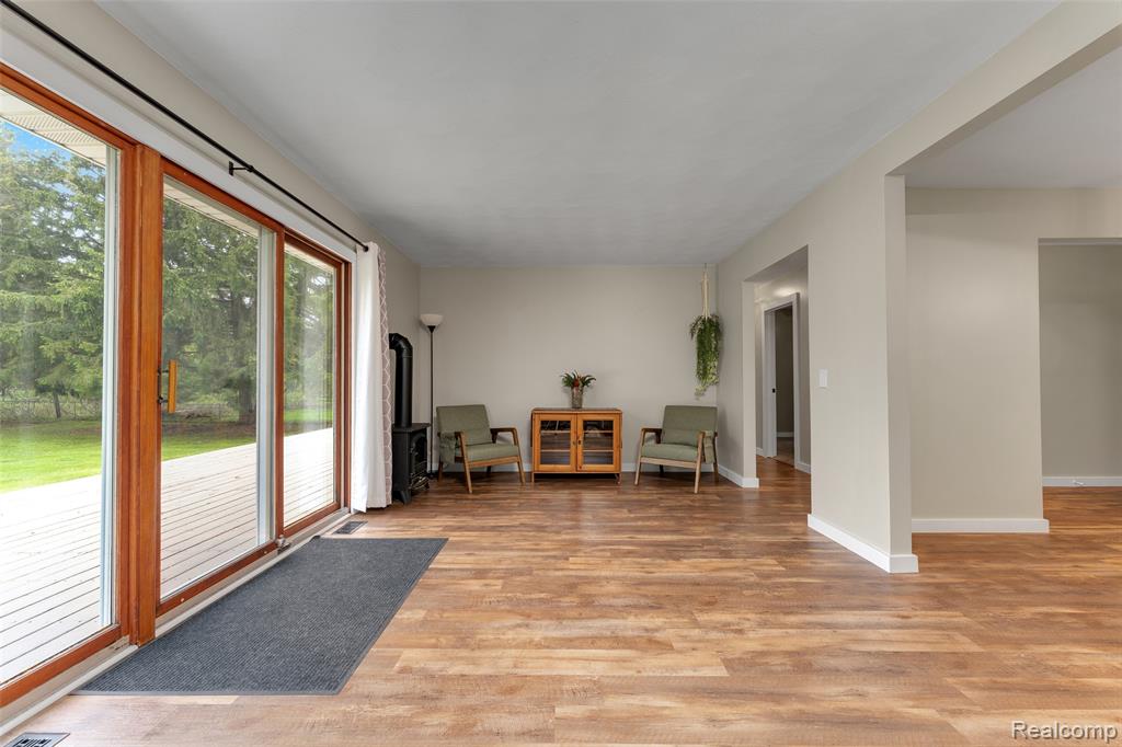 8077 Hunter Road, Bath, MI 48808 — Photo 7