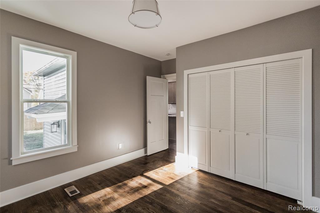 4157 Burns Street, Detroit, MI 48214 — Photo 10