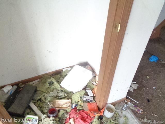 4208 HOLCOMB Street, Detroit, MI 48214 — Photo 8