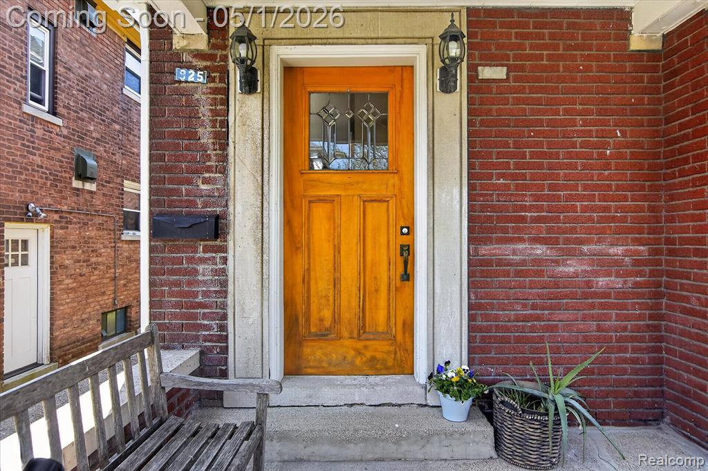 925 Nottingham, Grosse Pointe Park, MI 48230 — Photo 48