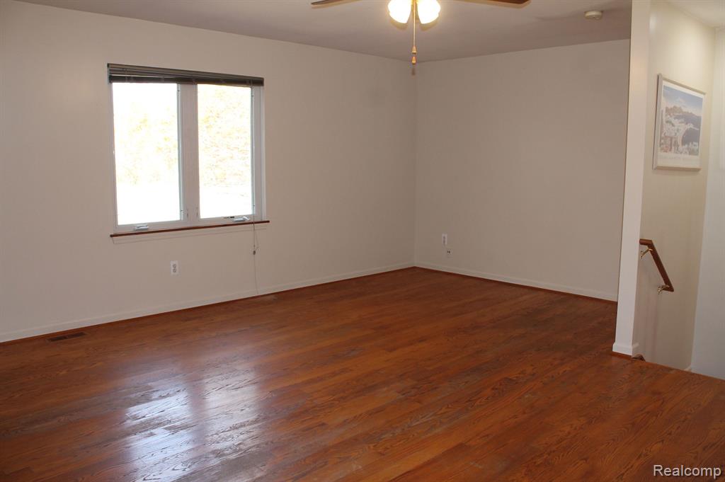 53 DEPOT Street, Oxford, MI 48371 — Photo 2
