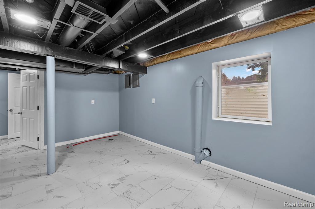 6406 Payne Avenue, Dearborn, MI 48126 — Photo 34
