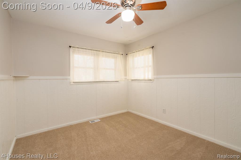516 E Glass Road, Ortonville, MI 48462 — Photo 23