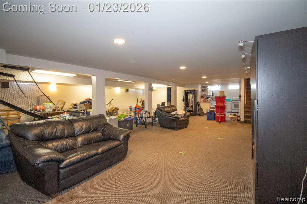 11367 Suffolk Drive, Southgate, MI 48195 — Photo 36