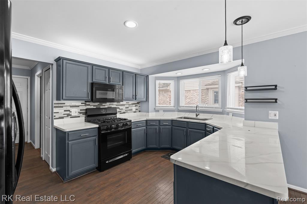 53114 Ridgewood Drive, Chesterfield, MI — Photo 15