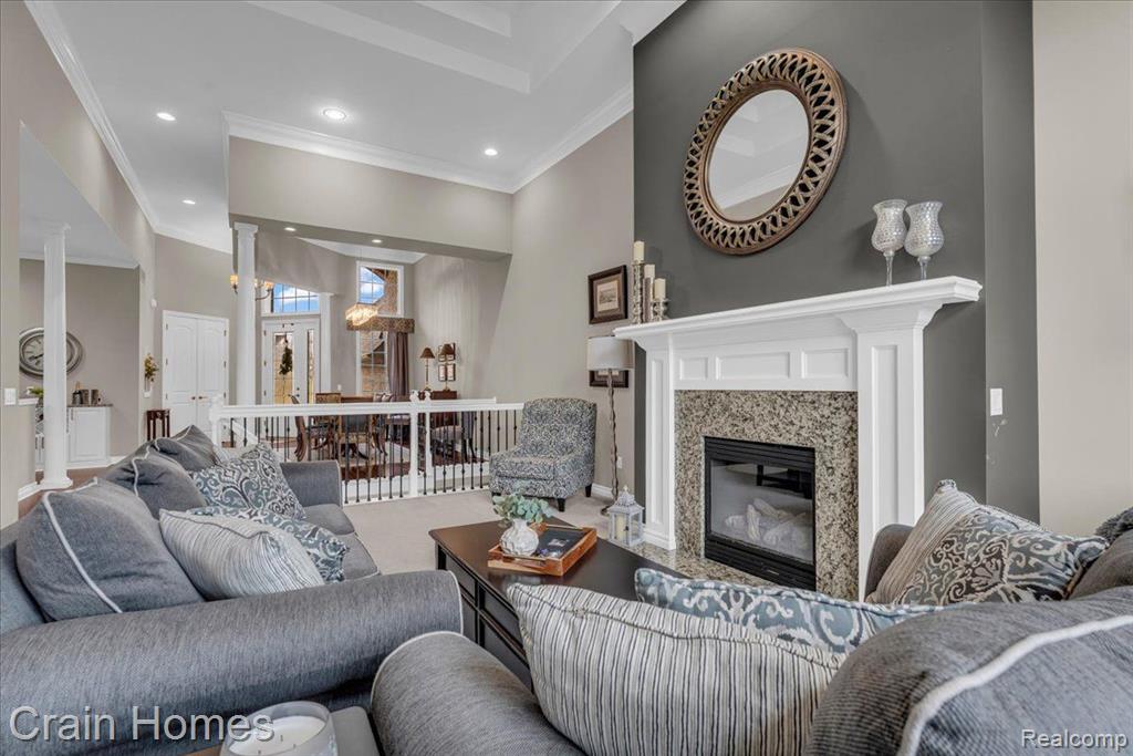 5808 KNOB HILL Circle, Clarkston, MI 48348 — Photo 8