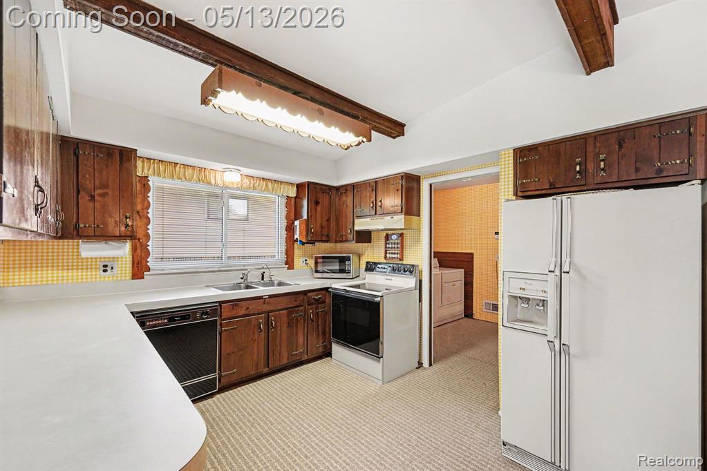 46869 Spinning Wheel Drive, Canton, MI 48187 — Photo 12