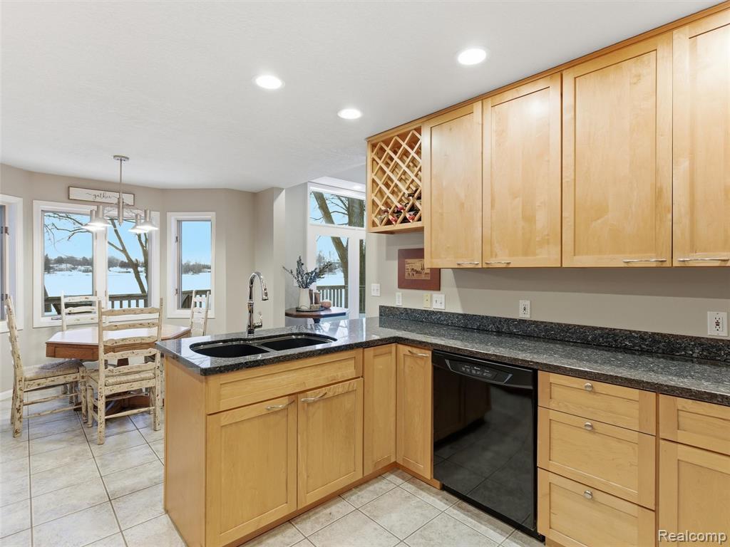 1393 Eden Gardens Drive, Fenton, MI 48430 — Photo 15
