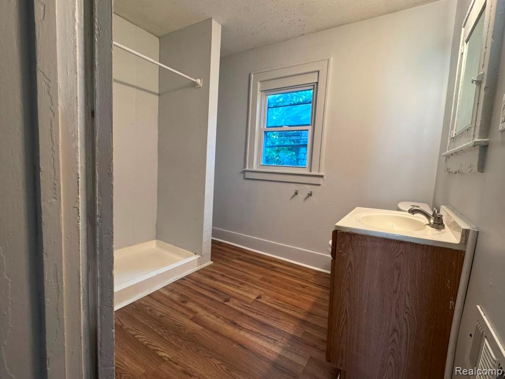 2474 Fullerton Street, Detroit, MI 48238 — Photo 2