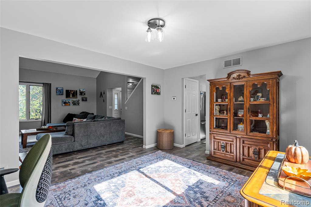 4971 N Tipsico Lake Road, Hartland, MI 48353 — Photo 23