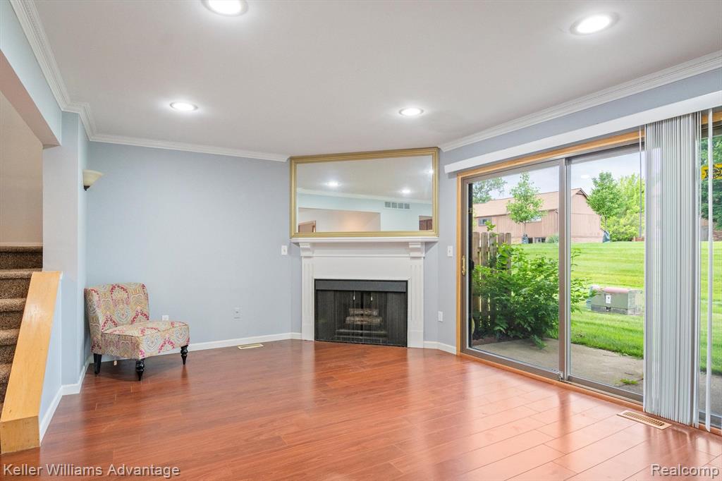 28663 LOWELL N, Southfield, MI 48076 — Photo 7